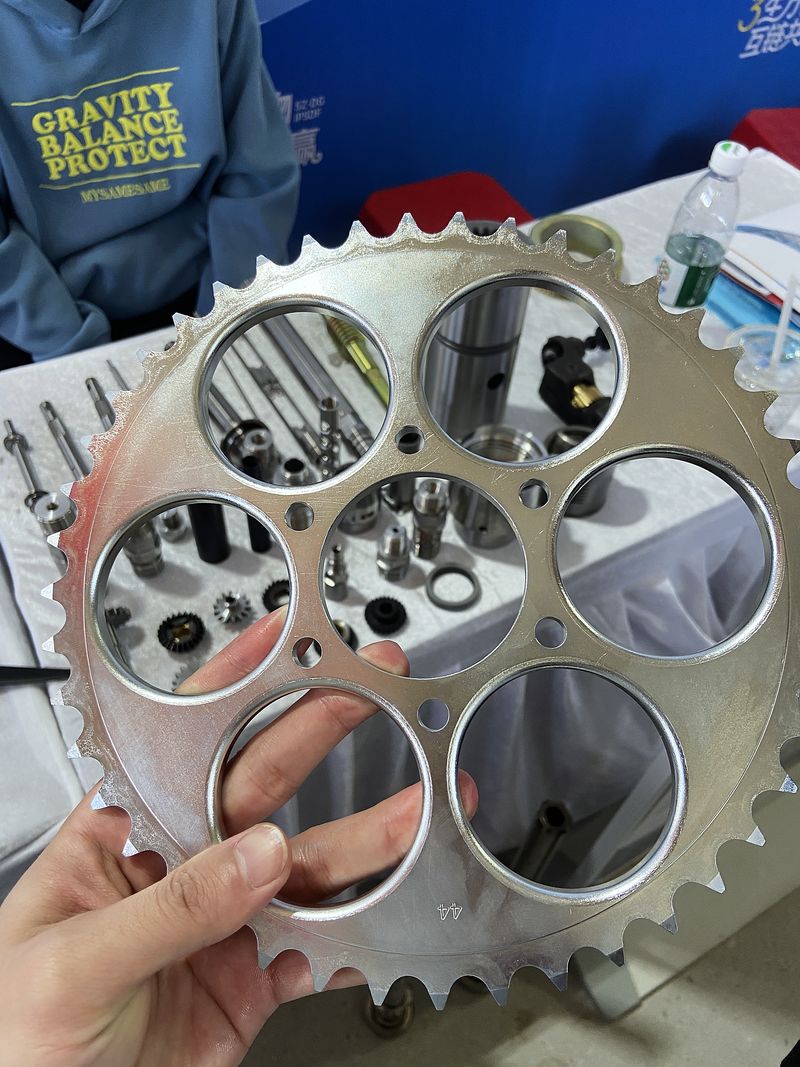 Sprocket plate